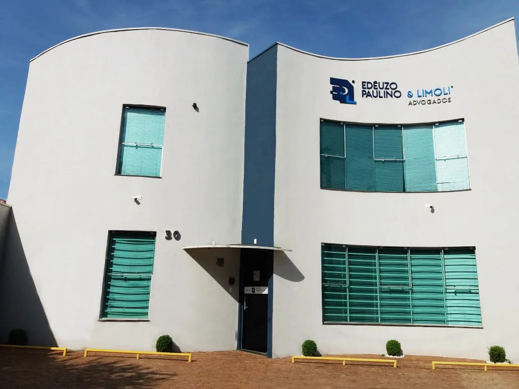 Fachada da sede própria do escritório Edéuzo Paulino & Limoli Advogados, em Americana/SP